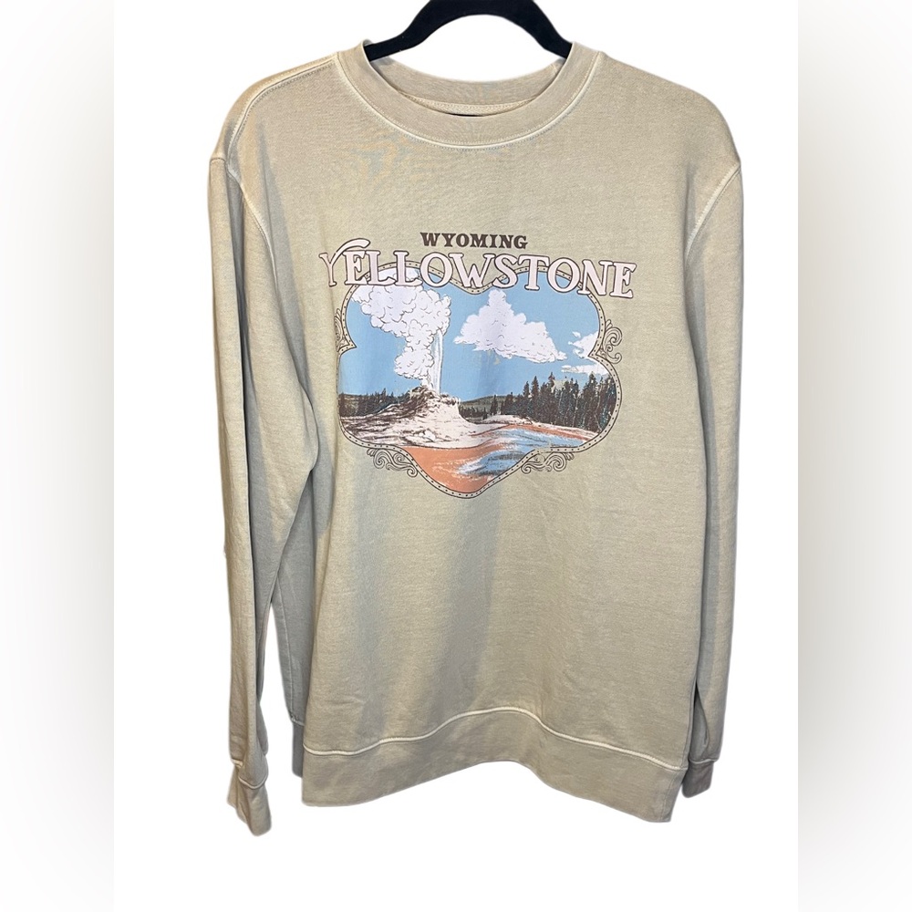 Girl Dangerous Women’s Yellowstone Graphic Sweatshirt Various sizes NWT